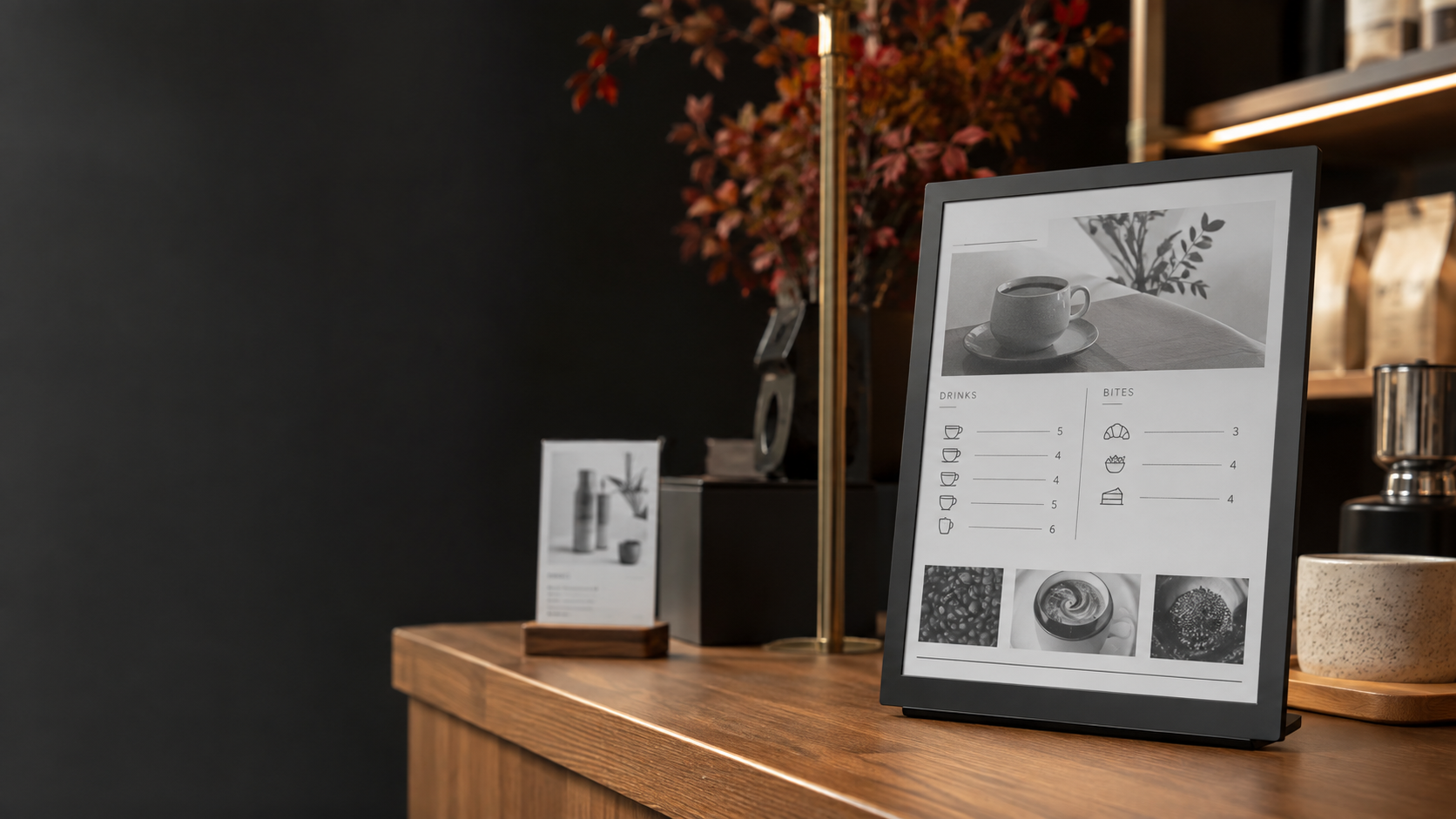 Paper-like ePaper menu display in a hospitality setting